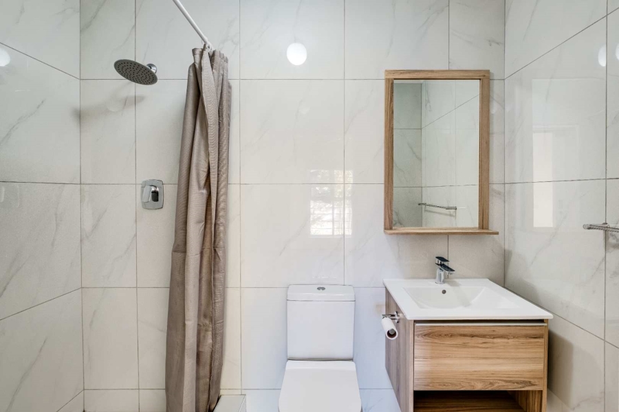 3 Bedroom Property for Sale in Lakeside Western Cape